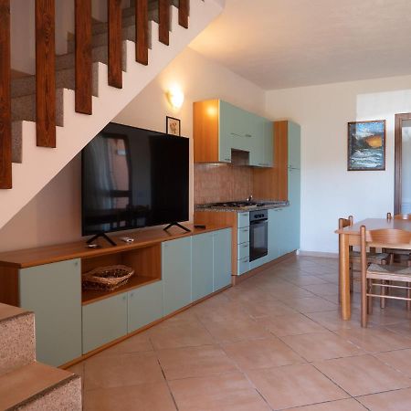 Casa Vacanza La Suaredda San Teodoro  Exteriör bild