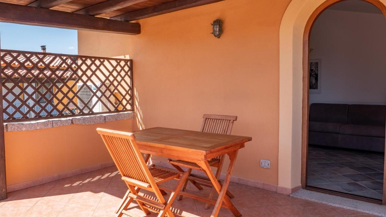 Casa Vacanza La Suaredda San Teodoro  Exteriör bild