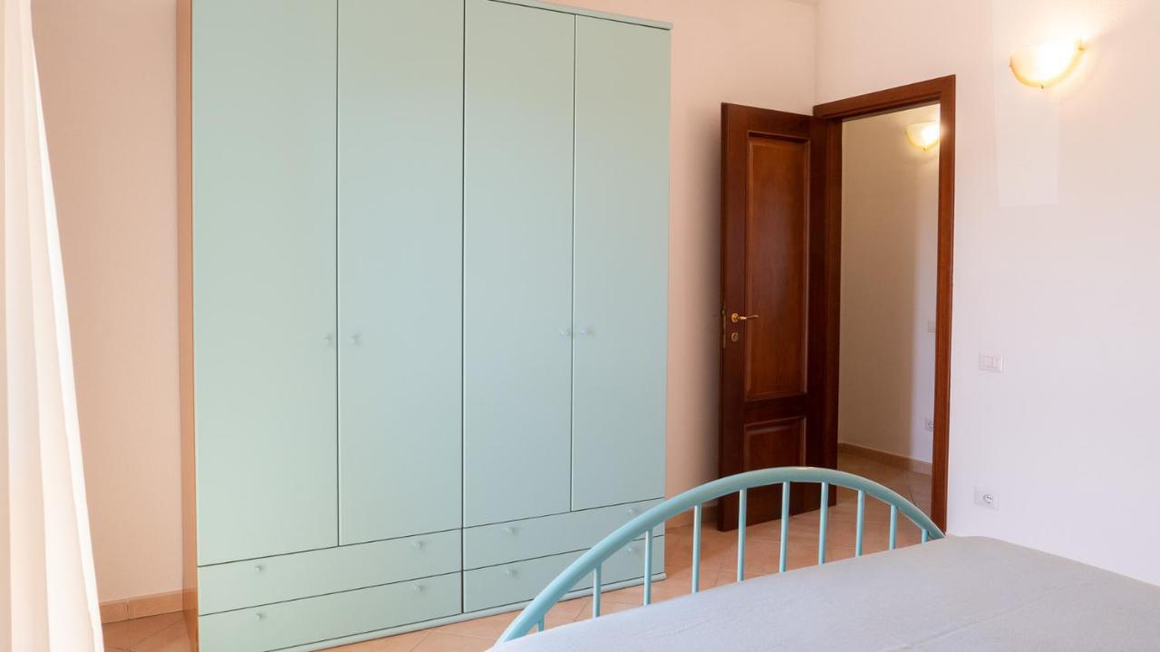 Casa Vacanza La Suaredda San Teodoro  Exteriör bild