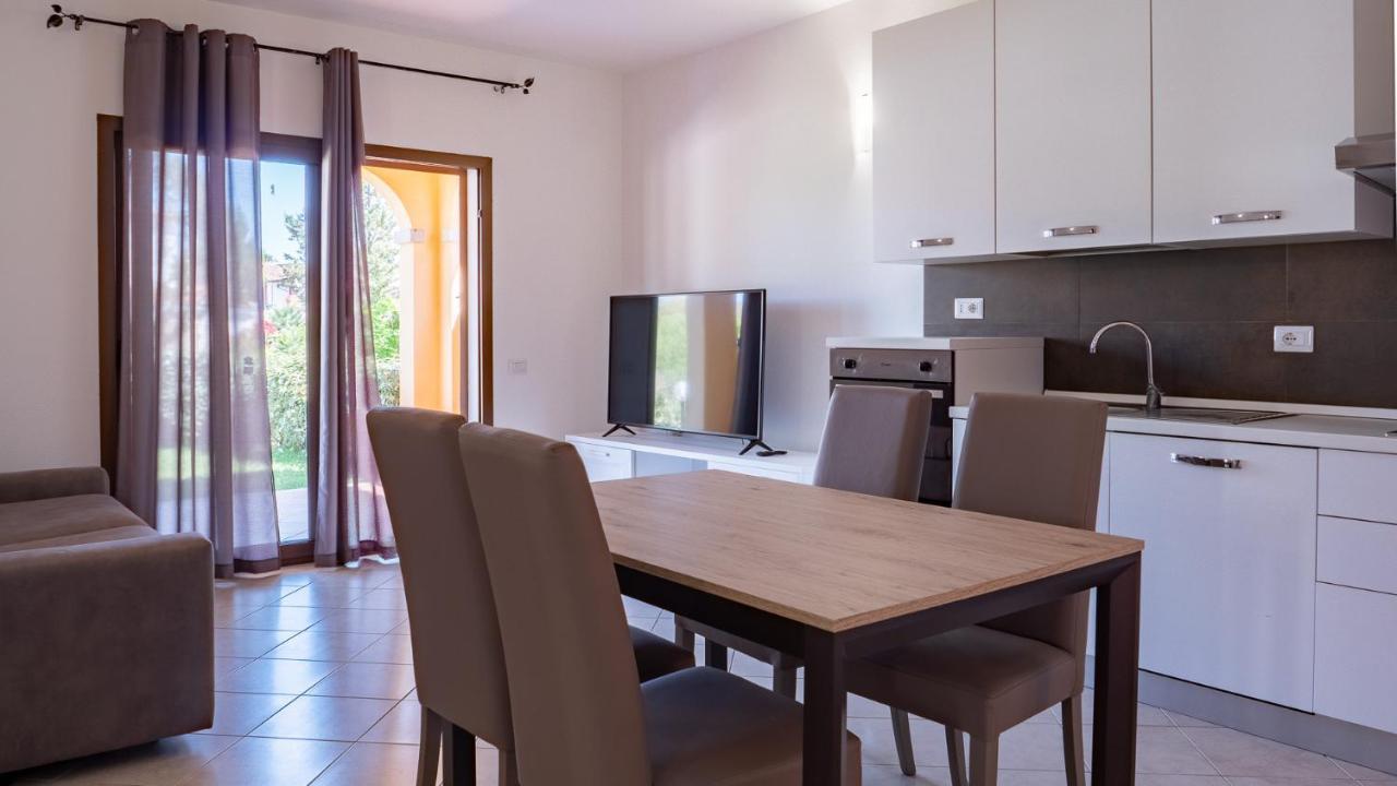 Casa Vacanza La Suaredda San Teodoro  Exteriör bild