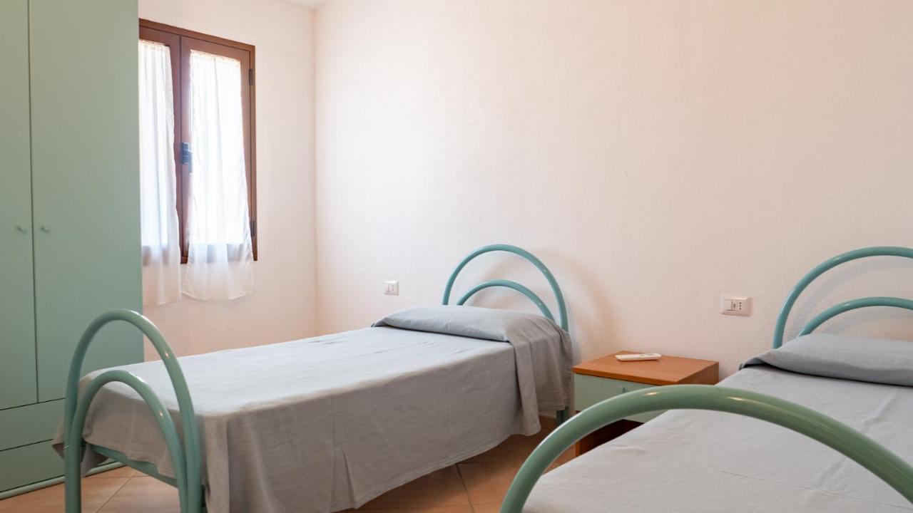 Casa Vacanza La Suaredda San Teodoro  Exteriör bild